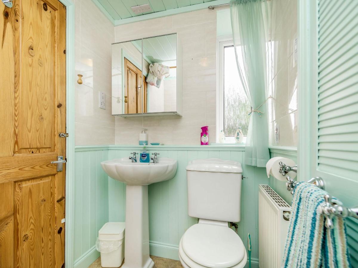 Esklets Cottage Вітбі Екстер'єр фото